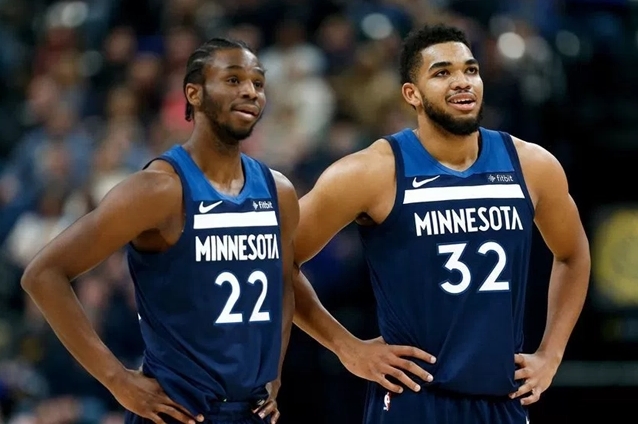 NBA常规赛：明尼苏达森林狼VS奥兰多魔术，谁能笑到最后？
