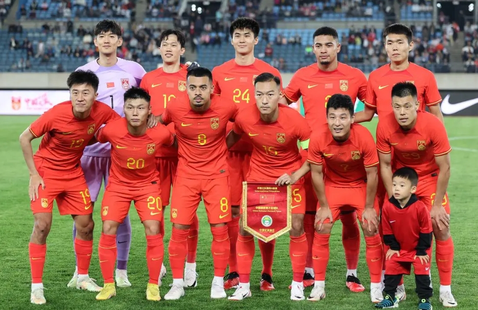 中国男足 0-25 输在哪？且看亚冠联赛中国球队的悲剧